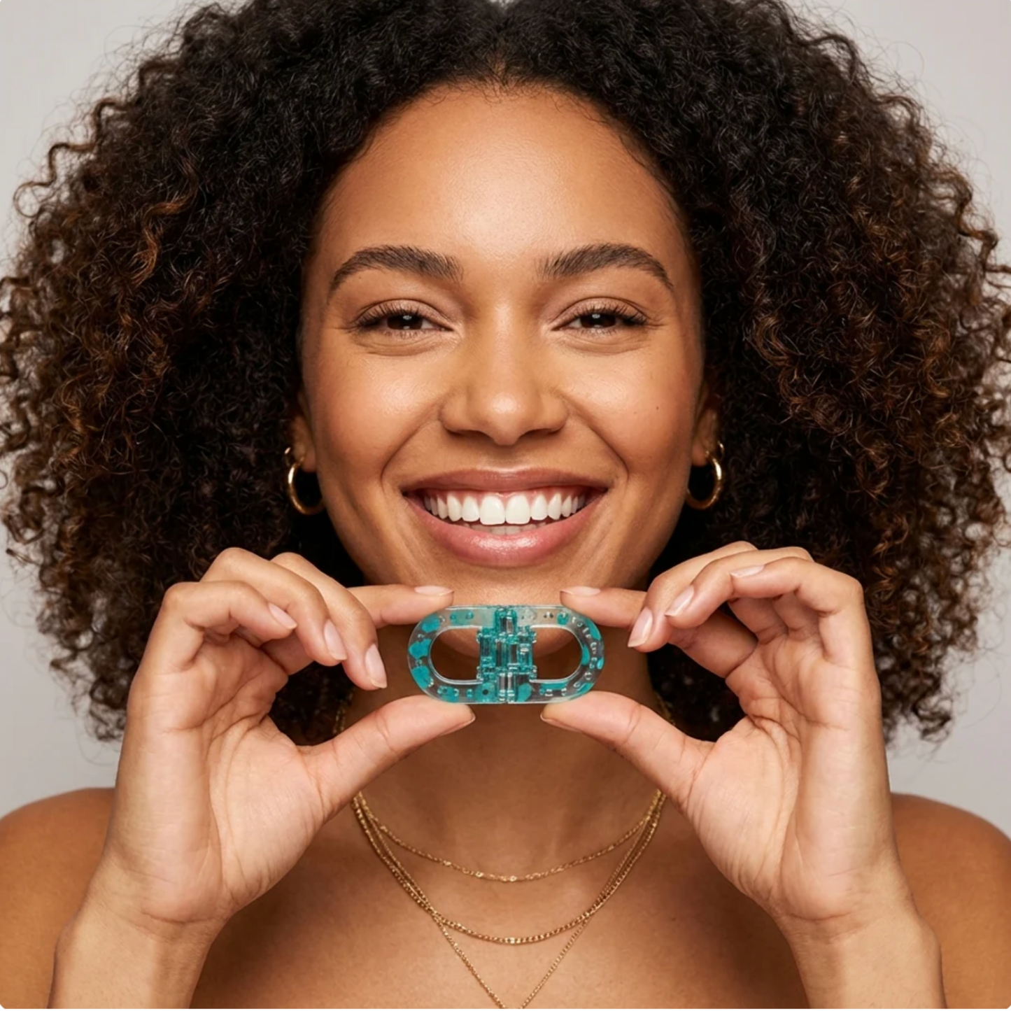 Pinza per capelli magnetica